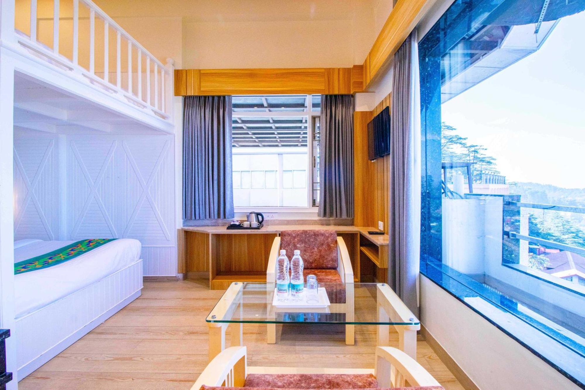 Treebo Varuna With Mountain View Shimla Exterior photo