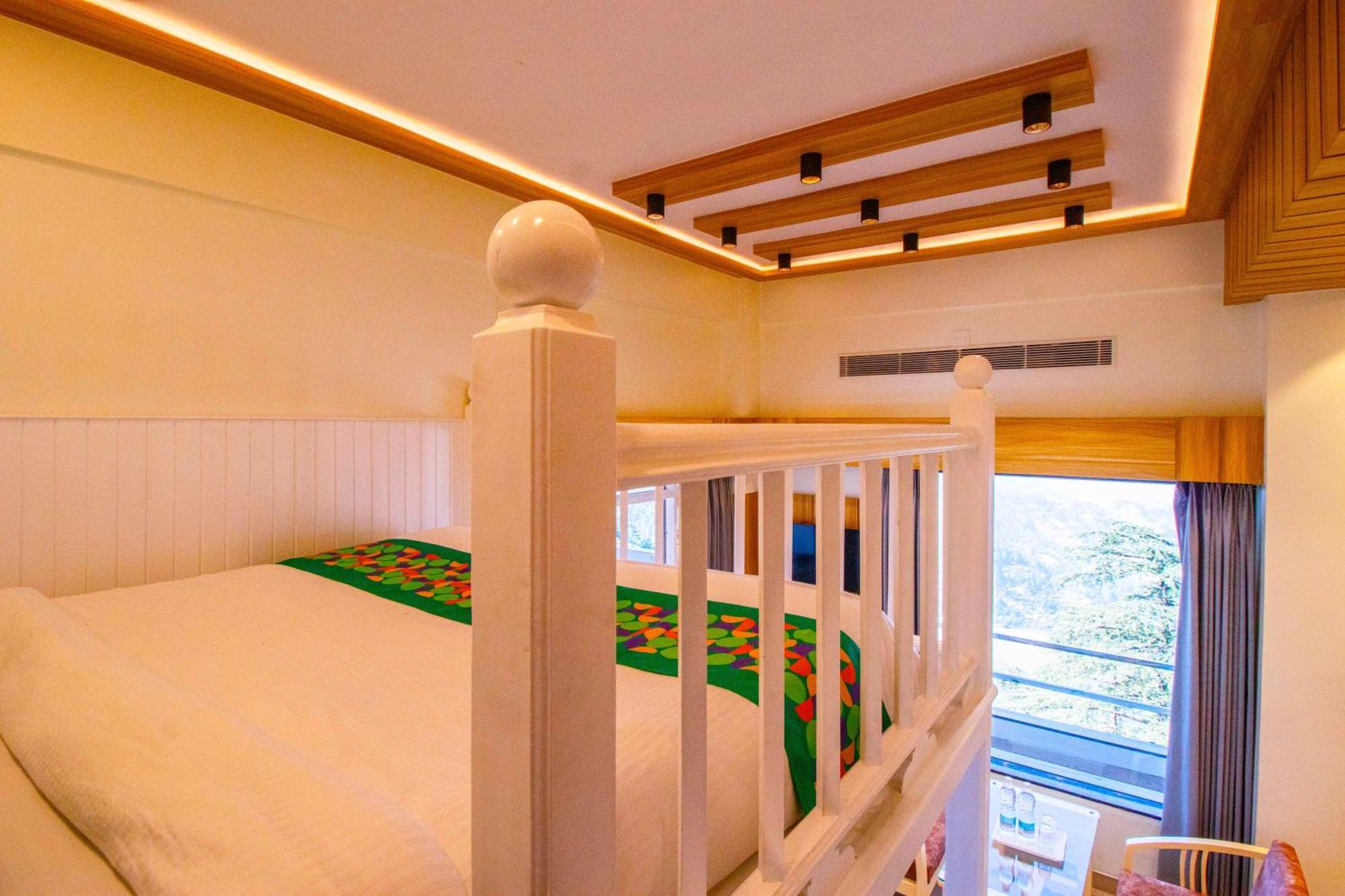 Treebo Varuna With Mountain View Shimla Exterior photo